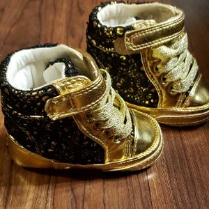 Juicy Couture Baby Girl Sneakers size 2 black/gold